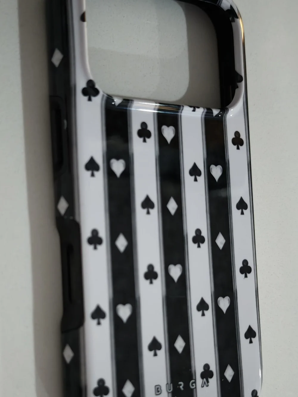 BURGA ♠️Queen's Court iPhone 17 Pro Case - Black & White